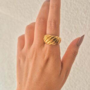 Croissant Ring