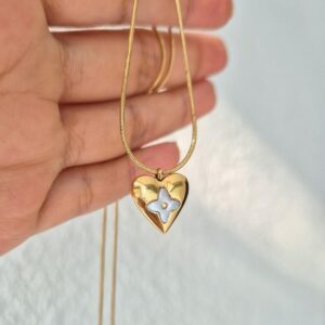 Cadena Corazón LV