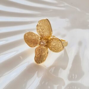 Magnolia Ring