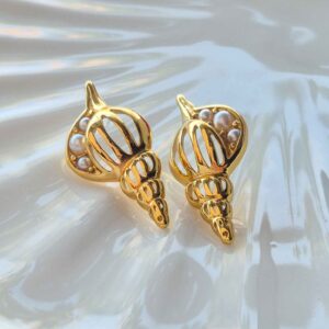 Bright Snail
