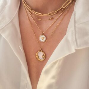 Dreamy Chains