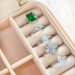 Anillos