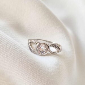 Selene Ring