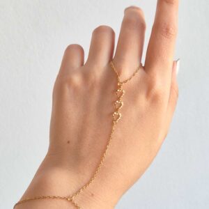 Hand Chain Corazones